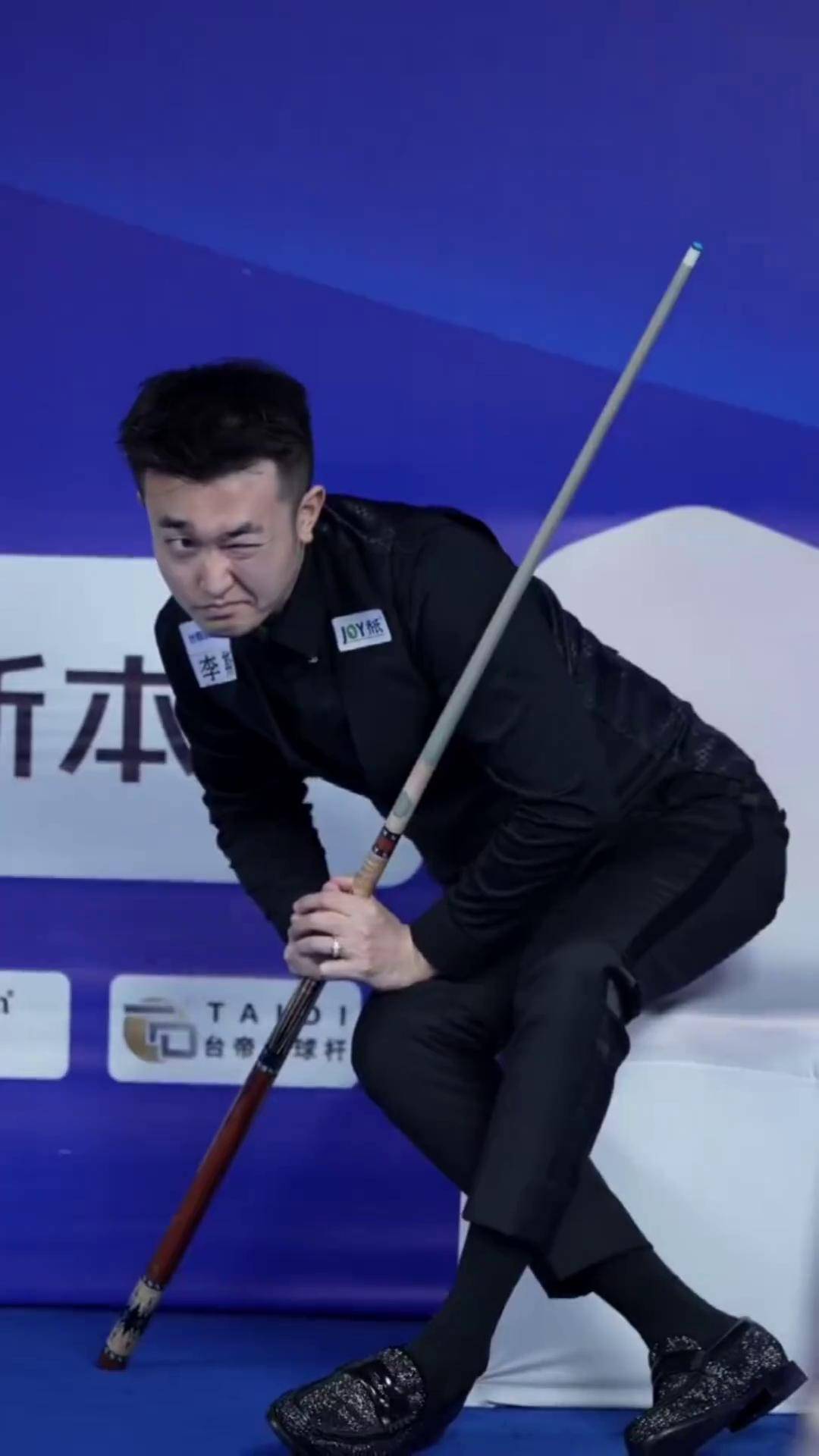 巍峨雪峰和 巍峨雪峰和