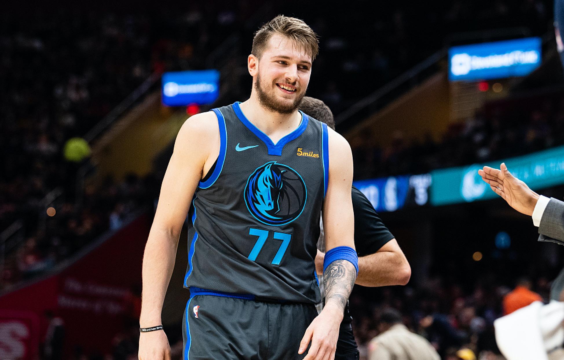 随着终场哨 随着终场哨