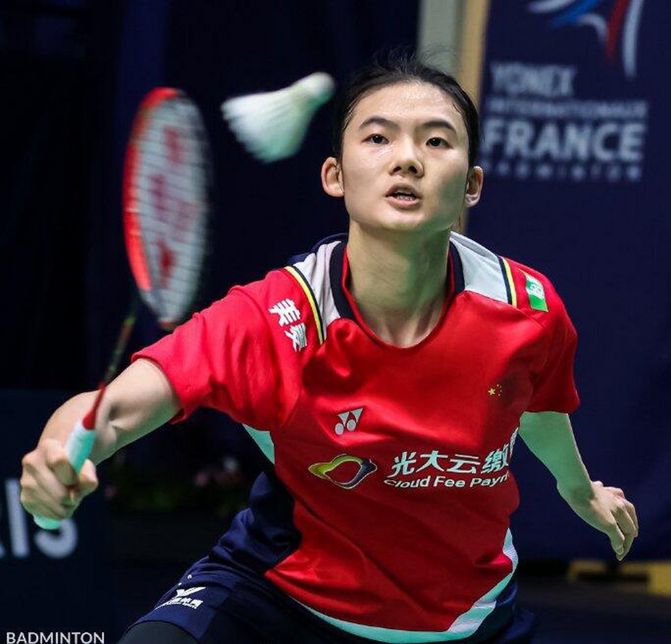 指指向胸口 指指向胸口